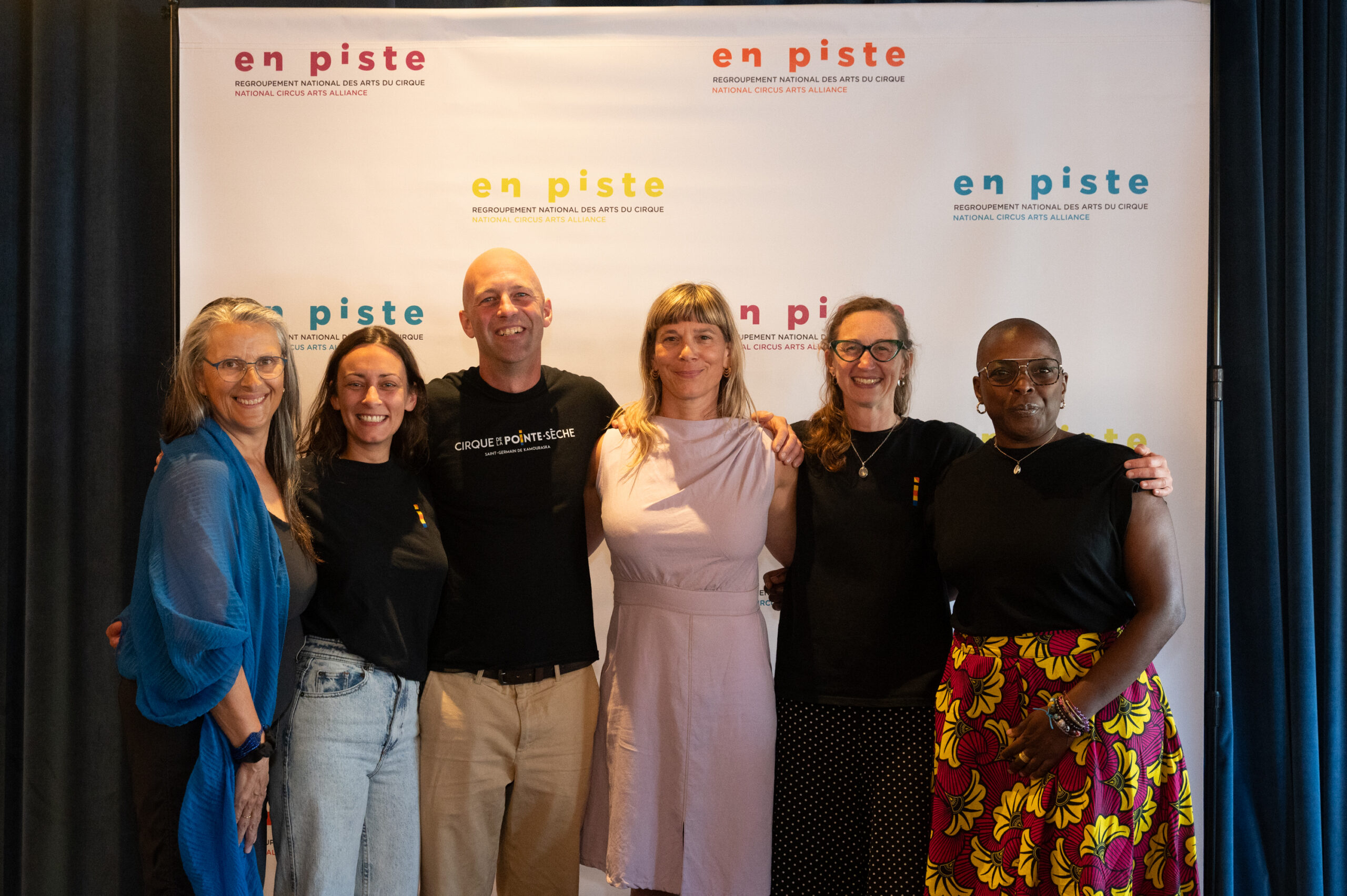 Nadia Drouin (En Piste), Stéphanie Duchesneau (coordonnatrice CPS), Elyme Gilbert (copropriétaire CPS), Melissa Colello (mise en scène CPS), Stephanie Friesinger (copropriétaire CPS), Honorine Youmbissi (CALQ). Photo sage rebelle